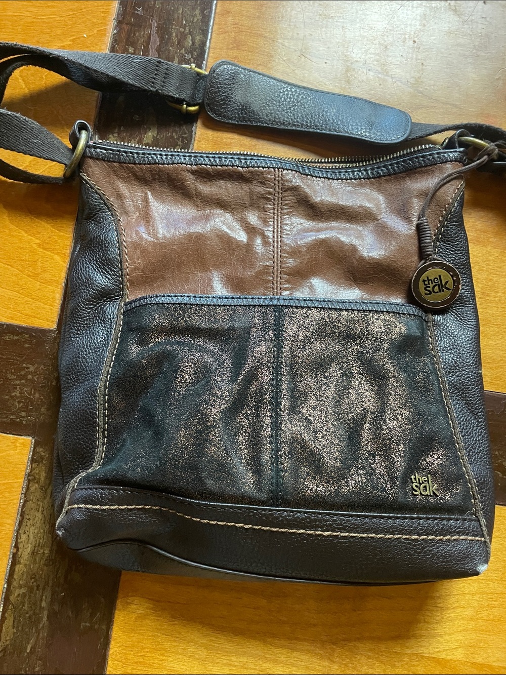 The SAK Two-Tone Brown sparkly and Black Leather Messenger Crossbody